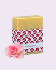 amba Rosengarten Seife mit Banderole und Rose