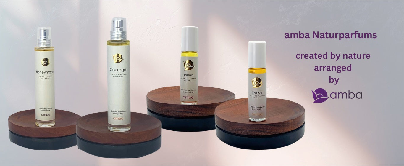 Naturparfum alle Flaschen mit Etikett