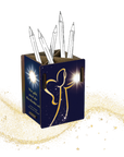Stiftebox mit goldenem Engel und Aufschrift_Wer gibt wird der Beschenkte sein_aus dem Musical _Der Geist der Weihnacht_tifblau